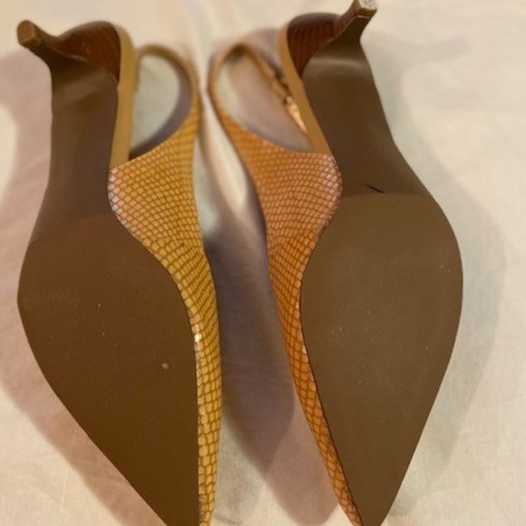 Trotters Fashionable Sling backs - Size 8 Narrow - Picture 9 of 13